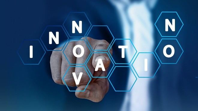 València y IBM impulsan la formación digital para mejorar la empleabilidad