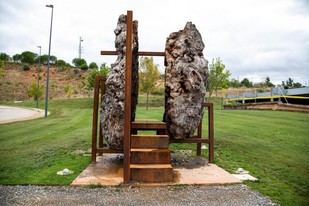 El Campus de Ponferrada lanzará un curso de verano que fusiona arte y naturaleza con la creación de una nueva escultura