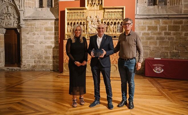 Humberto Bustince, catedrático de la UPNA, recibe el prestigioso premio RES-HPC en supercomputación