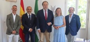 UCA y Colegio de Médicos de Cádiz firman acuerdo para potenciar la formación en salud