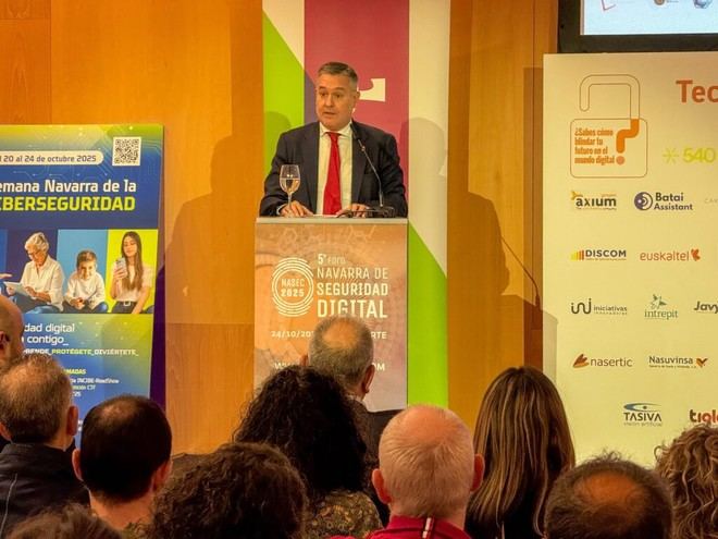 García destaca la colaboración público-privada para fortalecer la ciberseguridad en Navarra