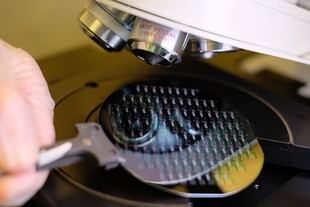El CSIC lidera el diseño y fabricación de chips en Europa para garantizar la soberanía tecnológica