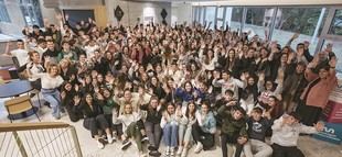Encuentro de ex alumnos de la Facultad el 8 de mayo