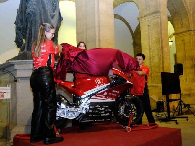 eUSRacing lanza su tercera motocicleta eléctrica en la Universidad de Sevilla