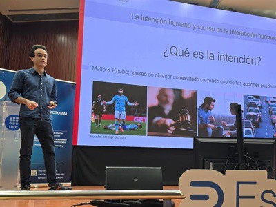 José Enrique Domínguez competirá en la final del concurso 'Presenta tu tesis en 4 minutos' por la UPC