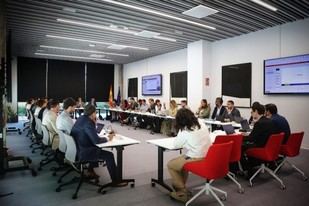 El Foro Nacional de Empresas Emergentes establece tres grupos para potenciar el emprendimiento y la innovación