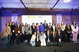 El Gobierno destina 8 millones a proyectos digitales liderados por mujeres