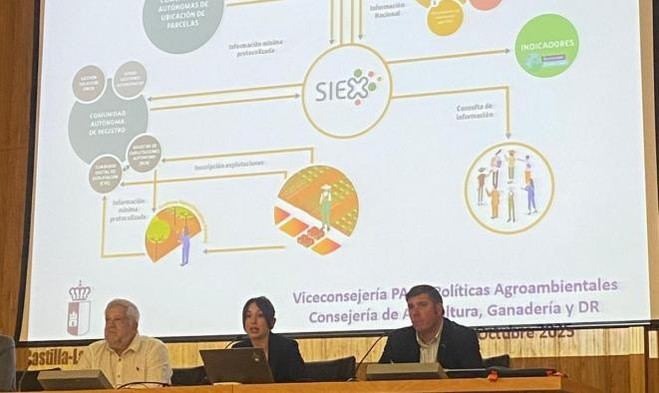 El Gobierno regional capacita en herramientas digitales para modernizar la gestión agraria