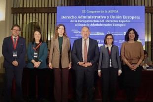 Transformación del derecho español y desafíos administrativos en el XX Congreso de la AEPDA