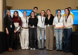El IES Ramon Llull se corona campeón en la Liga de Debate de Valencia