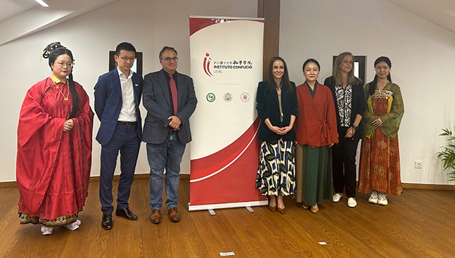 Inauguran espacio cultural 'Yazhu' en la Fonda Veracruz por el Instituto Confucio de Salamanca