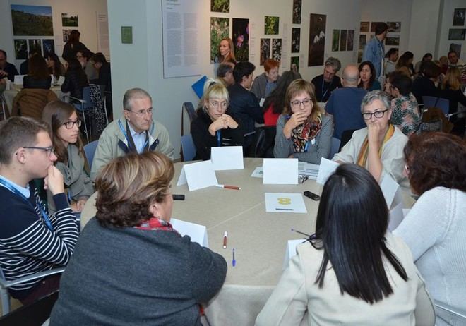 Consulta ciudadana en el Jardín Botánico de Valencia sobre vacunas y cambio climático
