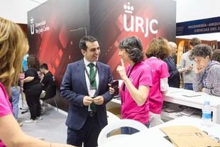 La URJC resalta su liderazgo en empleabilidad en AULA 2026