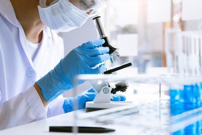 El MICIU destina 123 M€ para contratar a 900 investigadores en universidades públicas españolas