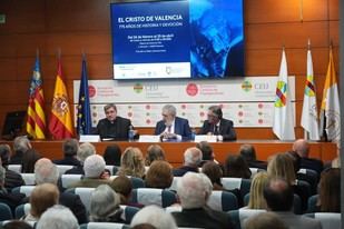 Exposición en el Palacio de Colomina celebra 775 años del Cristo del Salvador