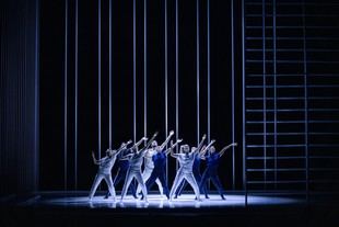 El Paranimf de la UJI presenta una variada programación de teatro, danza y cine para este otoño