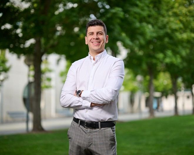 Premian al profesor Mikel Ferrero de la UPNA por su innovadora tesis sobre IA