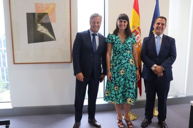 Avanza la creación de un centro de diseño de chips ciberseguros en Murcia