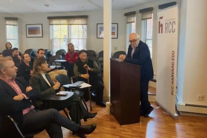 Inauguración del curso académico en el Real Colegio Complutense de Harvard