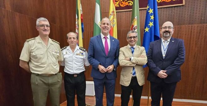 El Rector aboga por un ecosistema de innovación en defensa en Jaén