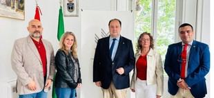 Rector de la UCA se reúne con Salus Infirmorum por su 75º aniversario