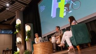 Rector Meisel aborda desigualdad de género en Cartagena en Hay Festival