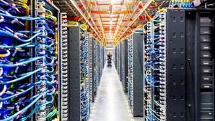 Historias de empleados en los centros de datos de AWS en España