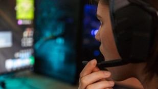 El fenómeno del 'trash streaming' y su impacto en la audiencia