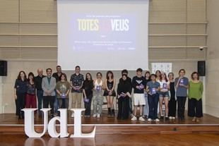 Publican un libro con relatos de jóvenes de Lleida del programa 'Totes les veus'