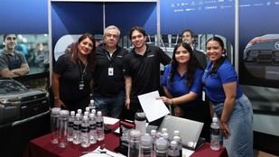 Expo laboral de FACPYA conecta a estudiantes con más de 40 empresas