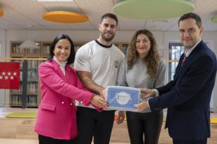 La Fundación Endesa entrega kits tecnológicos a 52 colegios en la X edición de RetoTech en Madrid