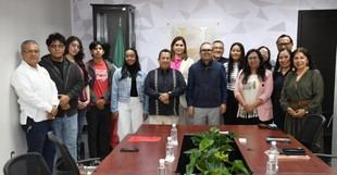 Iniciativa privada apoya a estudiantes de la UNACH con becas educativas