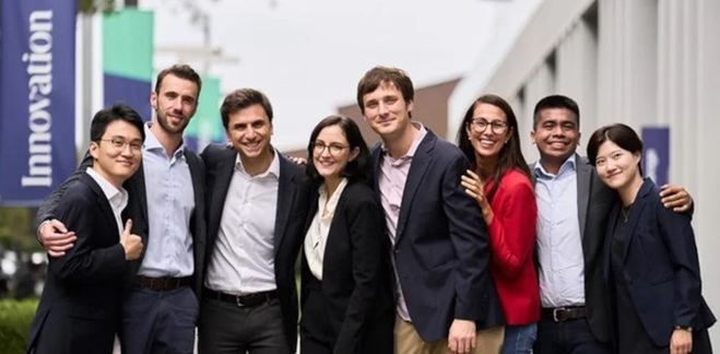 El claustro ampliado de Esade prepara a los futuros líderes para enfrentar los desafíos del entorno empresarial actual