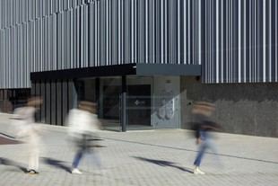 España destaca en investigación sobre IA y periodismo, según un estudio de CEU UAO y UAB