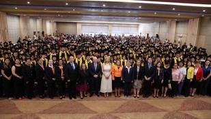 UANL celebra la graduación de su primera generación en Enfermería Materno Infantil