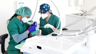 Campaña de concienciación sobre el cáncer oral en la USC