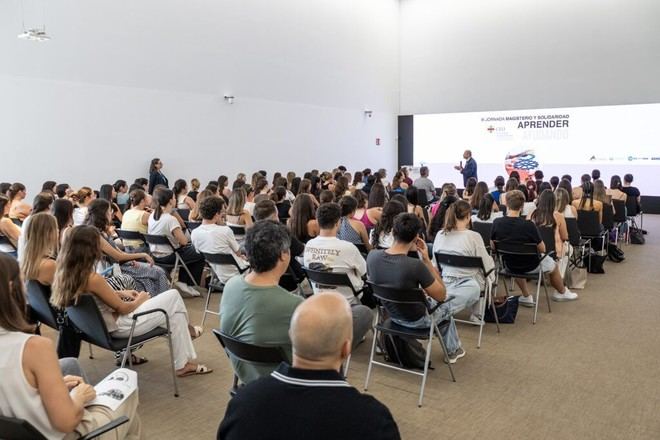 Estudiantes de Educación y Veterinaria capacitarán a jóvenes con discapacidad intelectual en Valencia
