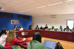 Estudiantes de El Colegio de San Luis presentan avances en investigación literaria en seminario académico