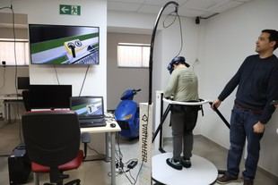 Estudiantes del IES Santa Lucía participan en talleres científicos en la UPCT