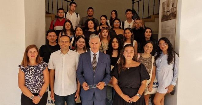 Estudiantes de Irapuato inician programa de liderazgo en la UCAM
