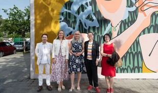 Inauguran mural en homenaje a la científica Eva Nogales en València