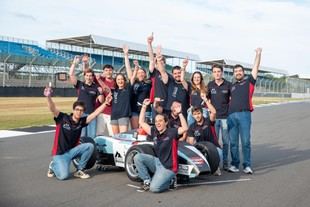 UPM Racing logra un destacado sexto puesto en Fórmula Student UK