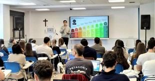 Encuentro de nutricionistas y futbolistas en Madrid