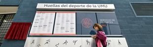 Inauguran mural que homenajea los logros deportivos de la Universidad de Murcia