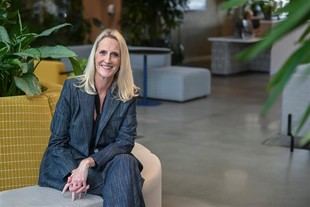 Faye Holland liderará la colaboración entre Cambridge y Manchester como Directora de Asociación