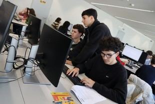 FEUP organiza un bootcamp de programación para estudiantes de secundaria