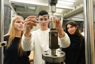 La FEUP se posiciona entre las mejores escuelas de ingeniería de Europa