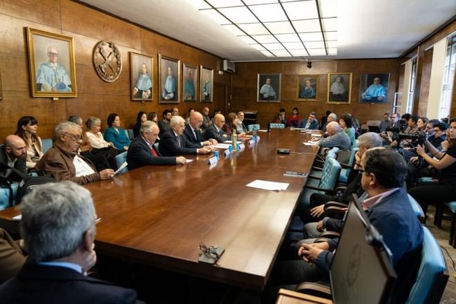 Inauguran congreso sobre el español como lengua de pensamiento en la Facultad de Filosofía