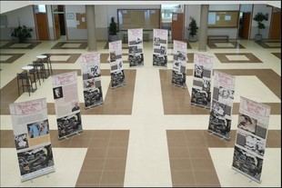 La Facultad de Filosofía y Letras presenta la exposición 'Territorios de leyenda' en León