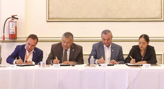 Pacto educativo en Guadalupe mejora acceso a la educación juvenil